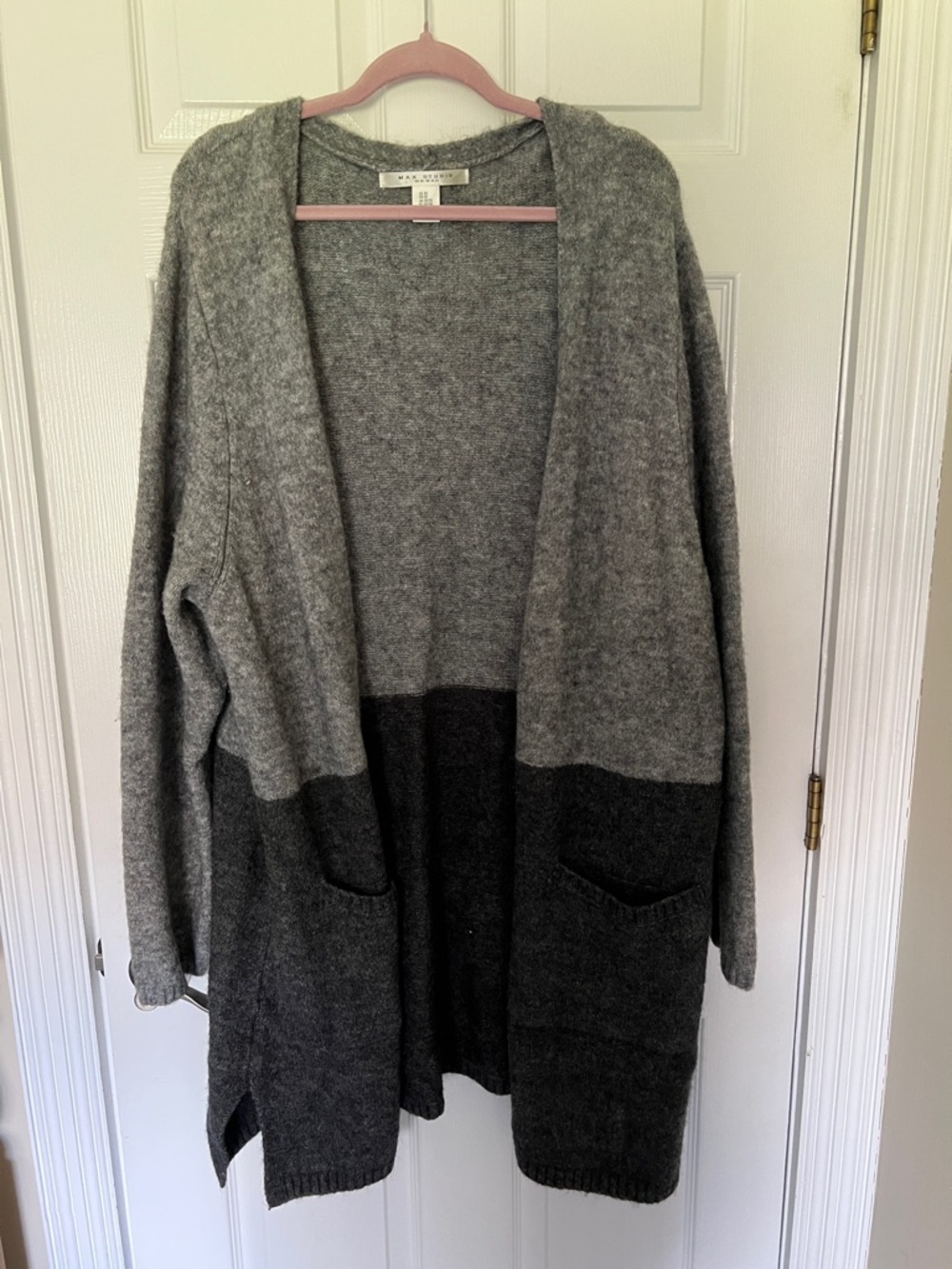 Max Studio Two-Tone Gray Open-Front Pocket Cardigan